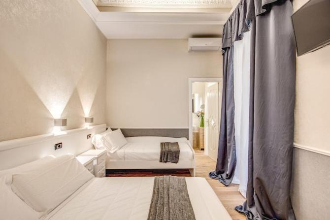 Hotel Smart Lux Roma Veneto Exterior foto