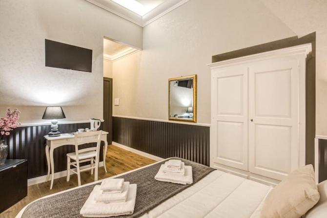 Hotel Smart Lux Roma Veneto Exterior foto