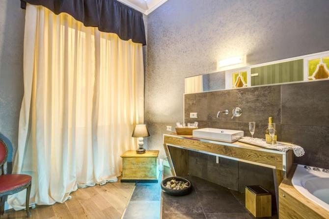 Hotel Smart Lux Roma Veneto Exterior foto