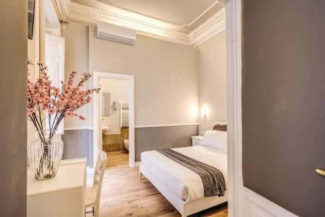Hotel Smart Lux Roma Veneto Exterior foto